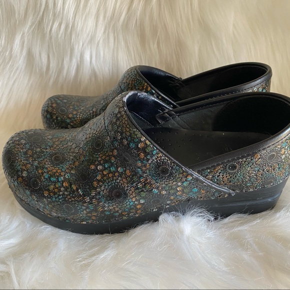 Dansko Professional Clog Metallic Sunburst Pattern - Picture 6 of 11